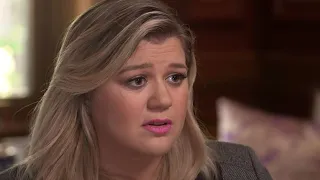 Kelly Clarkson Claims Her Estranged Husband Took MILLIONS From Her