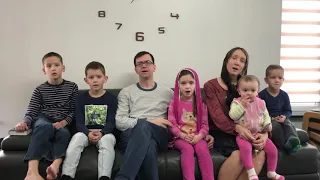 Шукайте перше Царства Божого - спів сім’ї Сільковського Павла та Олі