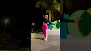 “Whine & Kotch” 🔥 dance in public