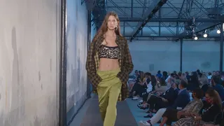 No. 21 | Spring 2021 Runway | Milan Fashion Week