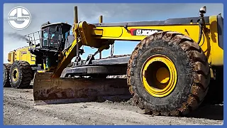 10 World's Largest and Most Powerful Motor Graders You Need To See