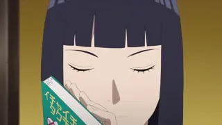Hinata se sonroja a leer el libro de tácticas de seducción *Se enoja con boruto*