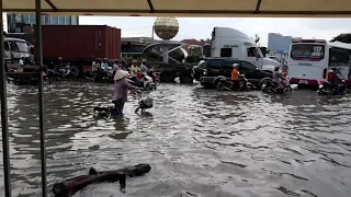 Ngã ba Trung Lương chìm trong biển nước. Nhờ cống ngăn mặn Bảo Định