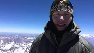 Привет Максима с вершины . Аконкагуа, высшая точка Южной Америки, 6962 м.