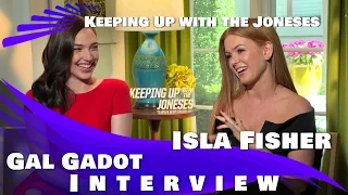 Gal Gadot and Isla Fisher Interview- Keeping Up with the Joneses (2016)