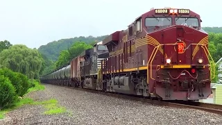 Pennsylvania Leading NS 66W In The Rain