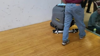 WAXIE demo with Karcher BD 5050 disk scrubber