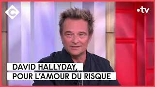 Passion Formule 1 - David Hallyday et Paul Belmondo - C à Vous - 29/03/2023