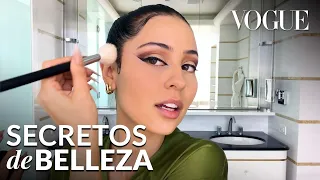 Alexa Demie es una experta en maquillaje de los 90 y así logra su look