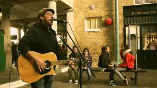 It Ain't Easy - Rob sings in Covent Garden