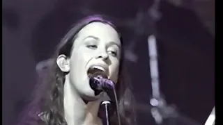 Alanis Morissette - One (Live)