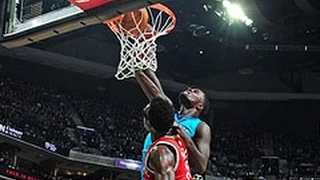 Lance Stephenson Climbs the Ladder for the Smash