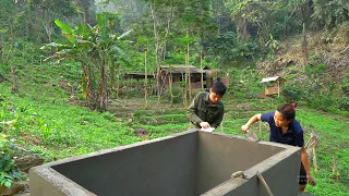 Day 3 water tank construction process: Waterproofing, KONG & NHAT Working in the hot sun