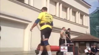 Показові виступи. STRONGMAN