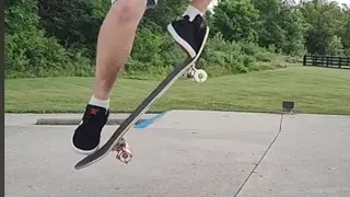 Old Skater Dude.. Ollie form is getting better