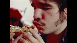 Mediapunta, Fresquito y Mango - Pizza de Queso (Videoclip)