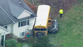7 children injured in school bus crash in Rockland County