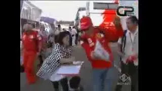 Kimi Raikkonen fan knocks over own child