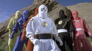 Ninja Quest - First Ninja Fight (Ninjetti) | Mighty Morphin | Power Rangers Official