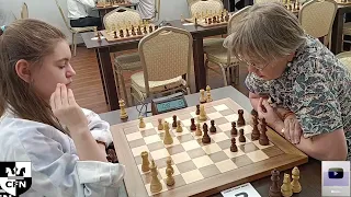 Pinkamena (1761) vs WFM V. Gansvind (1879). Chess Fight Night. CFN. Blitz