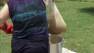 Super Easy All Grain Homebrew Beer Brew in a Bag Method Autumn Amber Ale