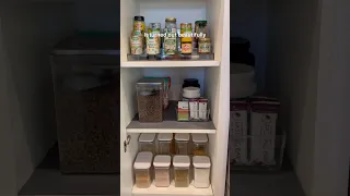 Aesthetic Pantry Organization #pantry #kitchen #organization #aesthetic