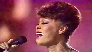Dionne Warwick | SOLID GOLD | "I Just Called to Say I Love You” (2/14/1986)