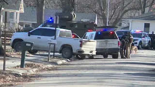 SCENE VIDEO: SWAT Team surrounding home in southeast Lincoln