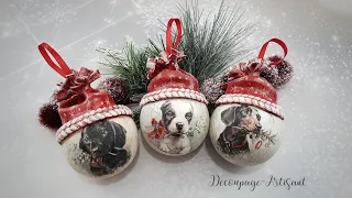 Baubles, dogs in Christmas hats  Bombki, psy w świątecznych czapkach   #itdcollection #decoupage