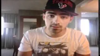 Joe Jonas Talks About One Direction