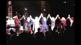 Dennis DeYoung doing Styx at Mission Viejo Lake, 08-02-13, Come Sail Away