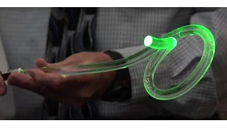 Total Internal Reflection Demo: Optical Fibers