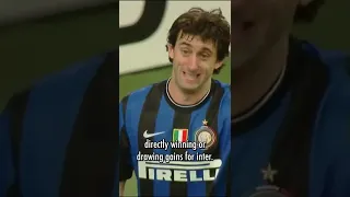 Diego Milito had a claim to the 2010 Ballon d’Or 🤔