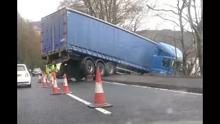 TRUCK CRASH COMPILATION | SEMI TRUCKS DRIVING FAILS