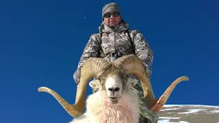 MOUNTAIN HUNTING IN KYRGYZSTAN - ГОРНАЯ ОХОТА В КИРГИЗИИ, рекордная добыча козерогов на 1000м!