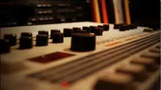 Dj Ké-seb Live Hardcore  Part 1 with TR 909 Roland (TB 303 TR 808 MC 505 TR 606 ) Bass Drum .wmv