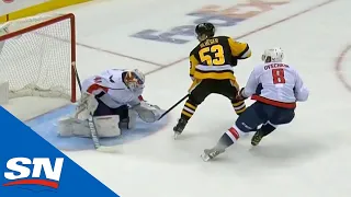 Casey DeSmith Launches Puck To Teddy Blueger Who Scores 5-on-3 Shorthanded Goal