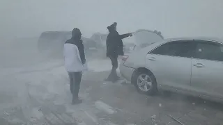 Массовое ДТП из-за сильного бурана на автобане Нур-Султан - Щучинск (Боровое) 23 марта 2022 года