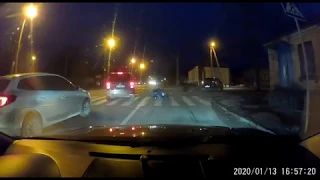 Водій випав із автівки під час ДТП у Кропивницькому