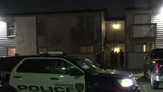 Woman found shot to death in southwest Houston apartment