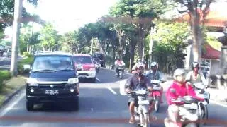 bali transito muito louco