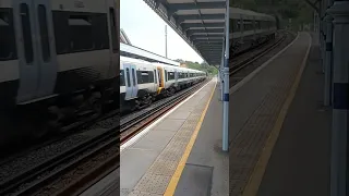 Southeastern Train Slowly Passing by Penge East