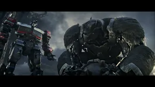 Transformers Canavarların Yükselişi Savaş Sahnesi