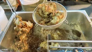 Philippines Street Food in CHINATOWN Walk | Best Place to Eat Street Food in Manila