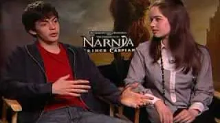 Skandar Keynes & Anna Popplewell interview ( Prince Caspian )