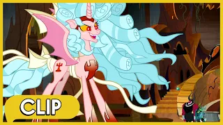 Cozy Glow no puede controlar la magia de Discord - MLP: La Magia de la Amistad [Esp. Latino]