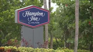 Hurricane Ian evacuee upset over price hike at Jupiter hotel