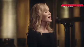 Amanda Holden - Somewhere Over The Rainbow (LIVE)