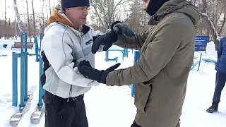 В боксе этого нет. На улице вы станете супергероями.