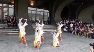 UP Filipiniana Dance Group